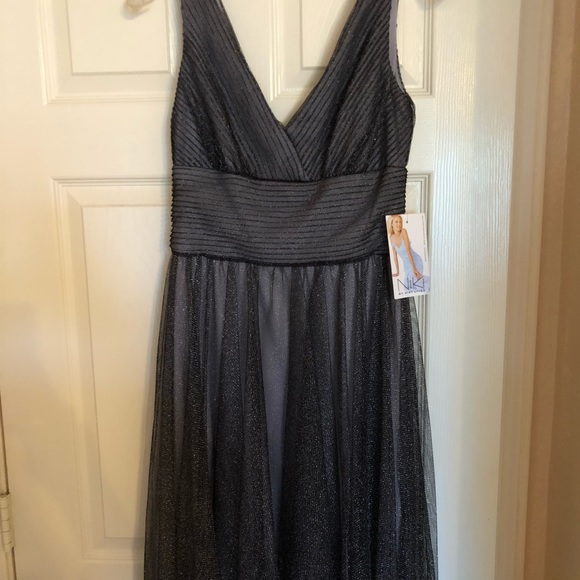 Brand new dress with tags size 6 for after 5! - Picture 3 of 5